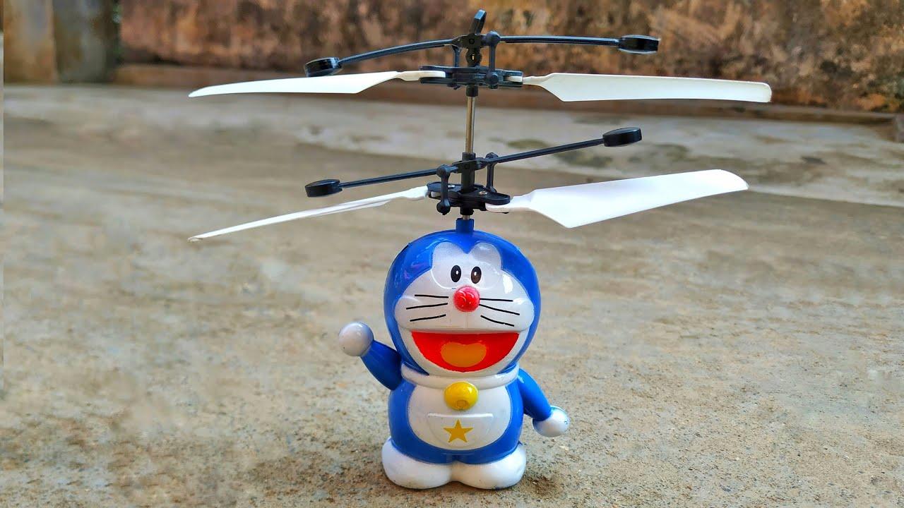 Doraemon Remote Control Helicopter: Eye-catching Doraemon helicopter with top-notch controls and stability
