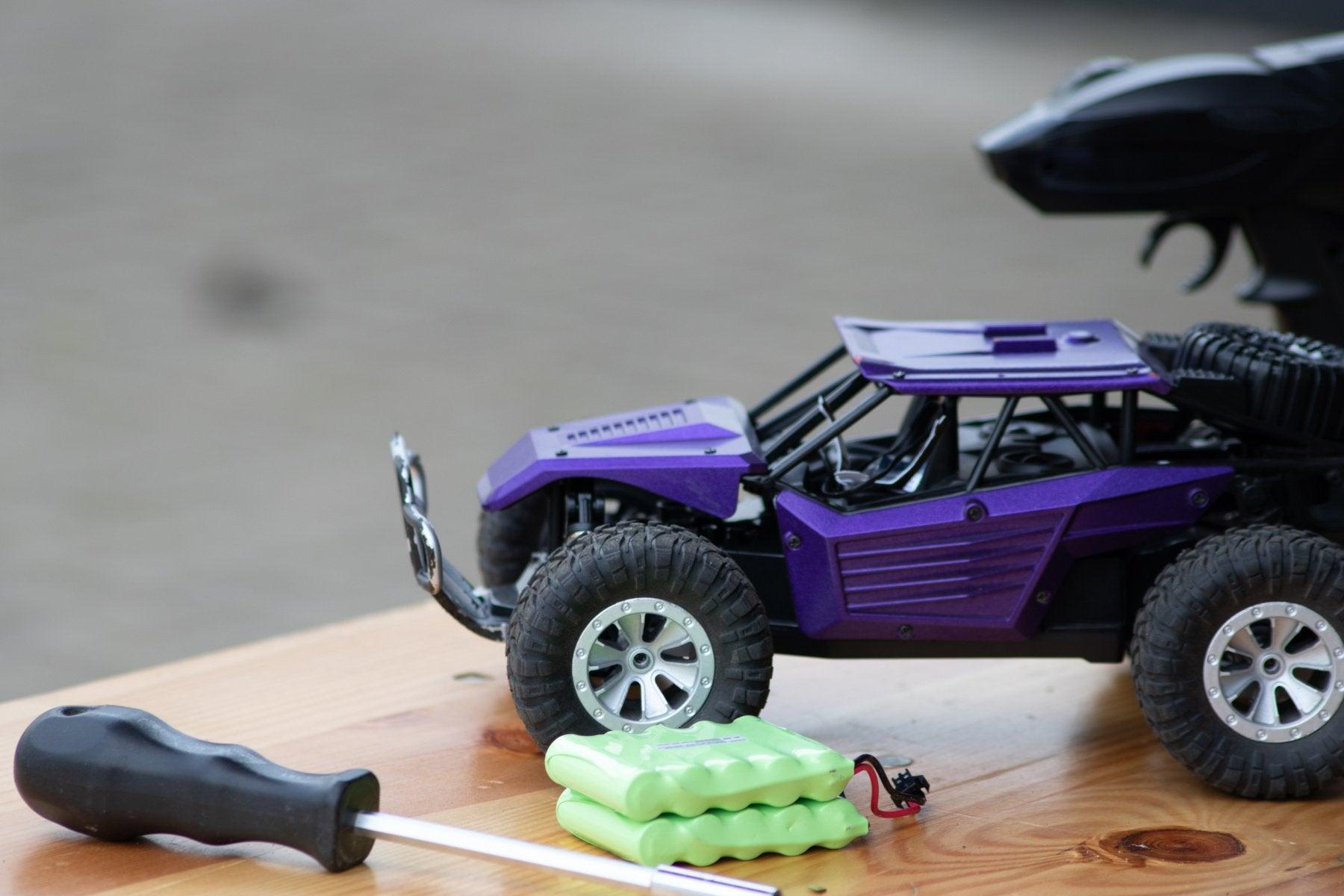 Best Battery Powered Rc Truck: Choosing the perfect battery-powered RC truck: Factors to consider and a comparison of the top models.