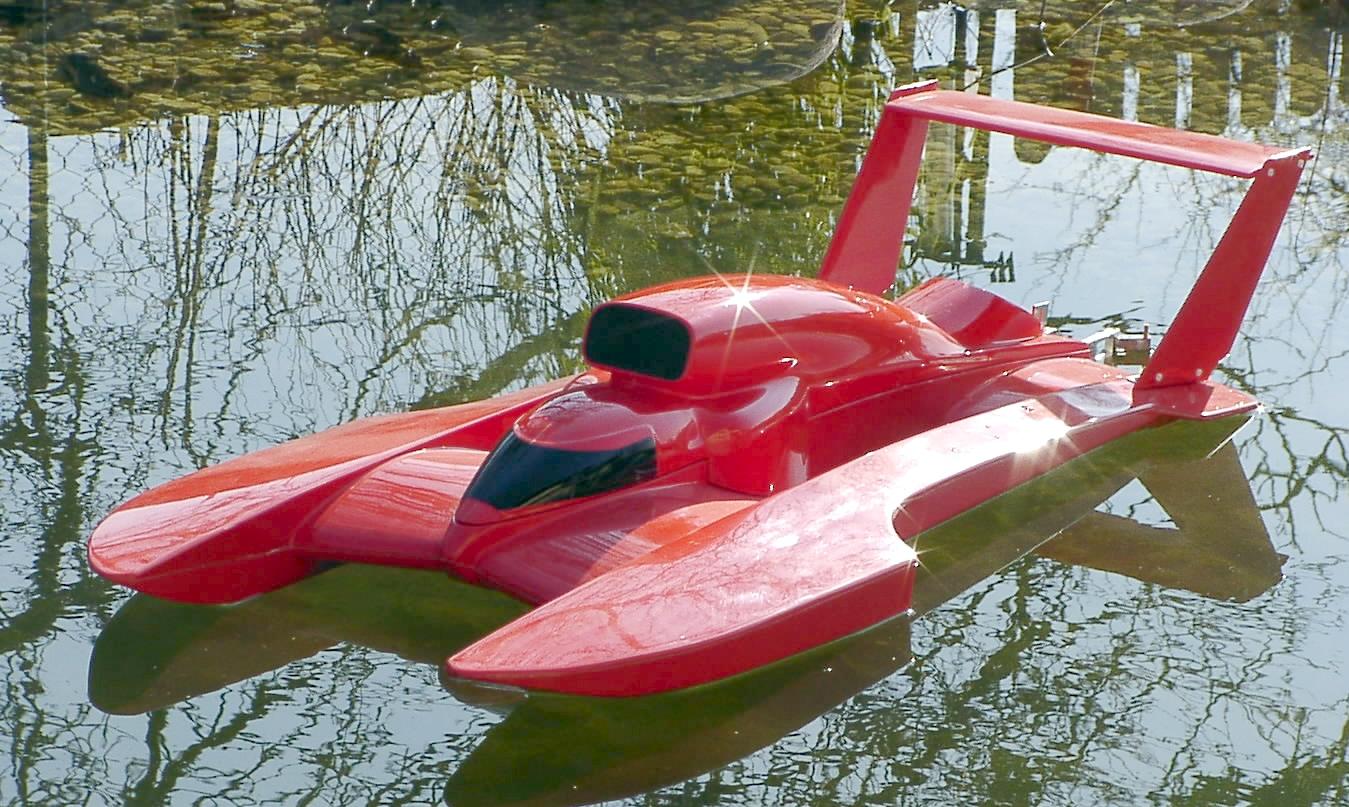 1/8 Scale Hydroplane:  Components of 1/8 Scale Hydroplanes
