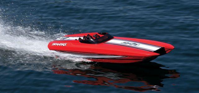 Traxxas M41 Red Edition: Stunning and Powerful RC Boat: The Traxxas M41 Red Edition 