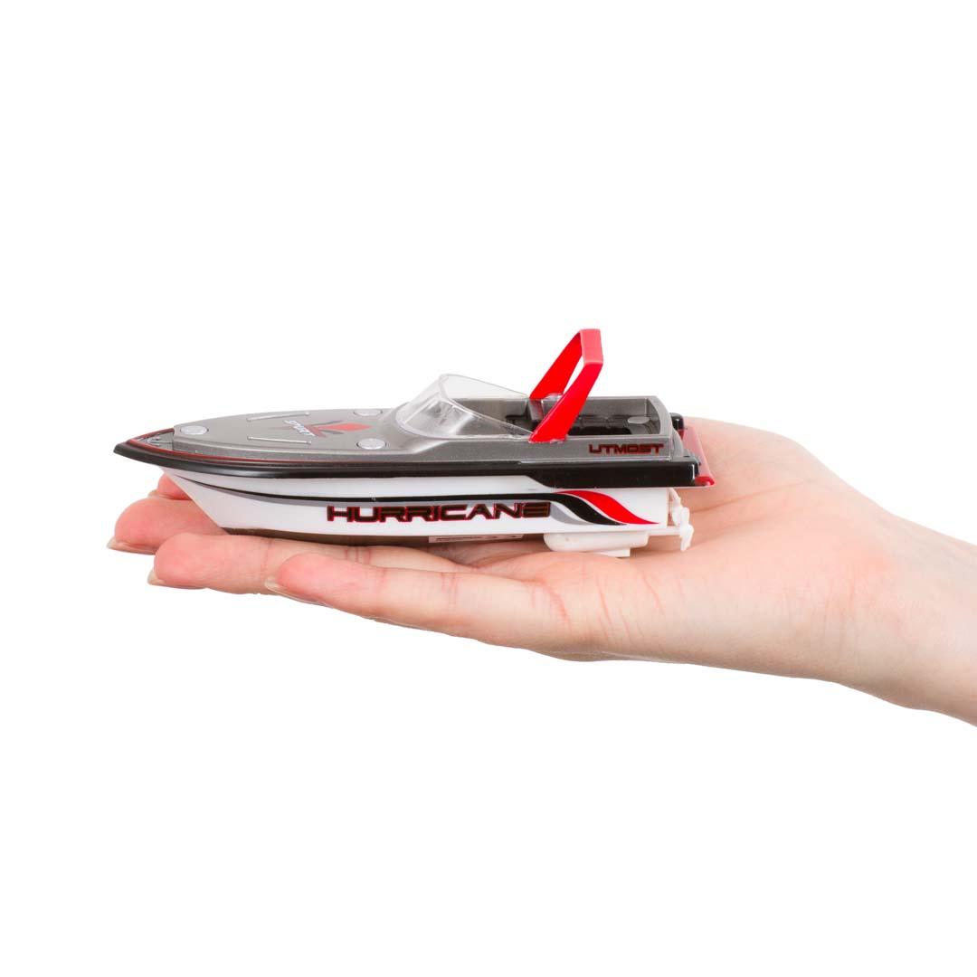 Tiny Rc Boat:  For those interested in Tiny RC boats 