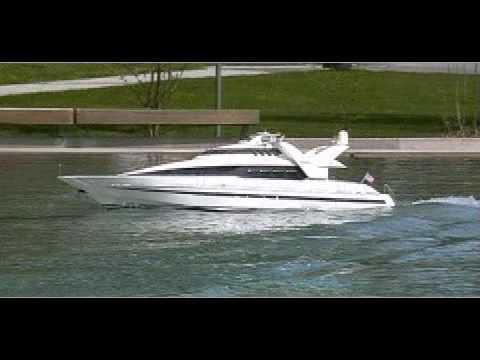 Rc Yacht Moonraker:  Design and features